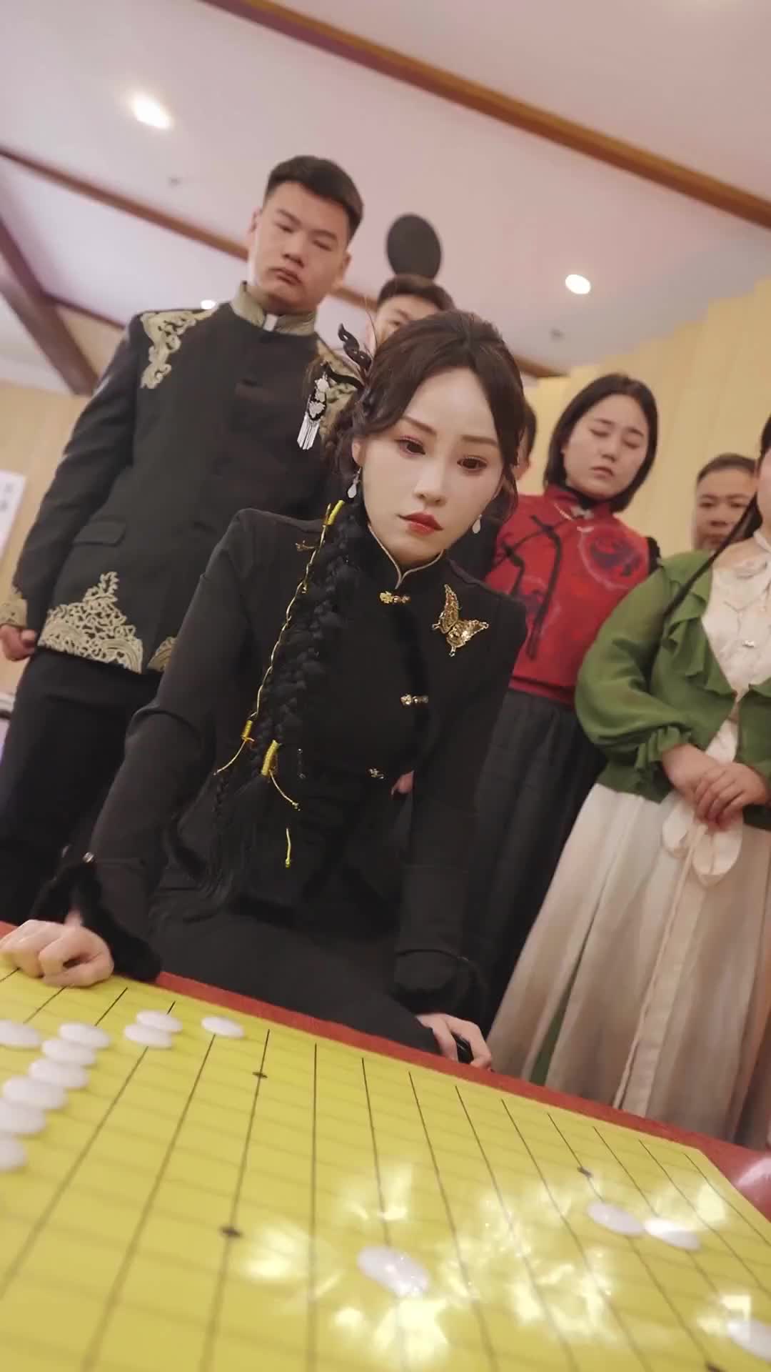 Episode 10 - The Chess Goddess Won't Back Down
